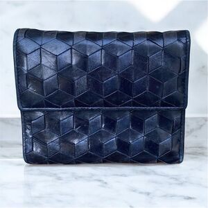 Cole Haan Woman's Black Weave Bifold Leather Wallet EUC